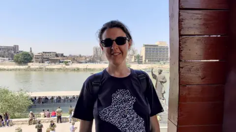 Elizabeth Tsurkov Elizabeth Tsurkov on Mutannabi Street in Baghdad, Iraq, in 2021