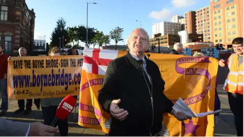 Pacemaker Mr Dixon complained that his neighbours in Sandy Row had not been consulted