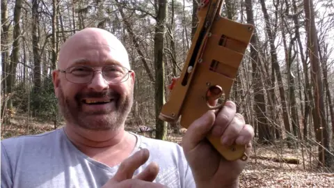 YouTube/Joerg Sprave Jorg Sprave