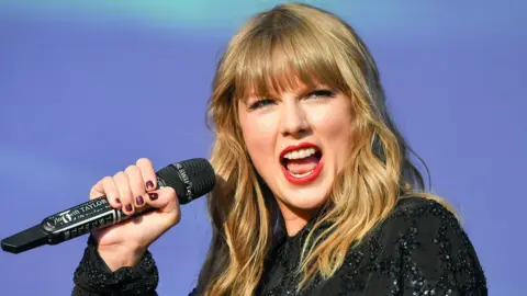 PA Taylor Swift performs