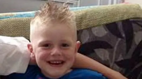 BEN LACK PHOTOGRAPHY Maison Hirstle