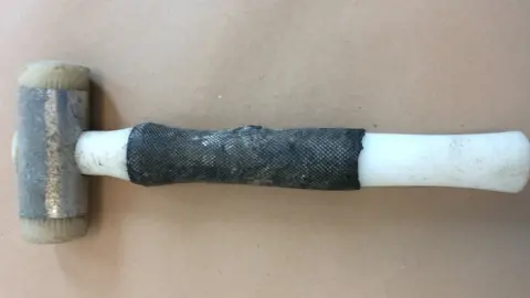 Met Police Murder weapon