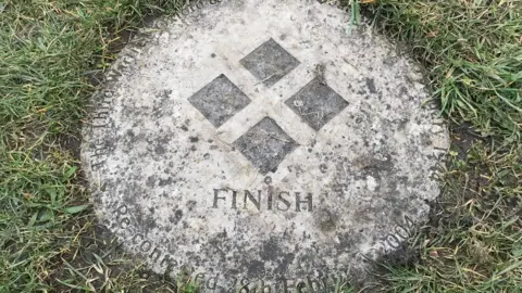 1944 finish marker