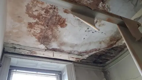 Tameside Council Ceiling at Ashton Town Hall