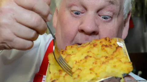 Kidderminster Harriers Brian Murdoch and his pie