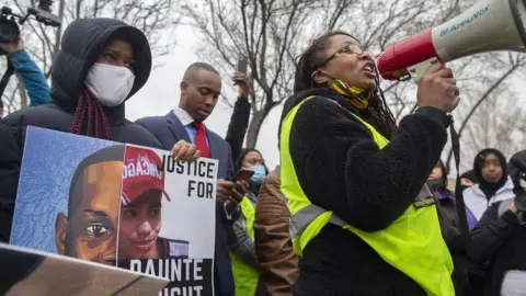 Getty Images Protest in front of the Brooklyn Center police premises