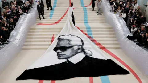 The Met Gala's Shallow Tribute To Karl Lagerfeld