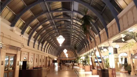 LDRS Winter Gardens floral hall