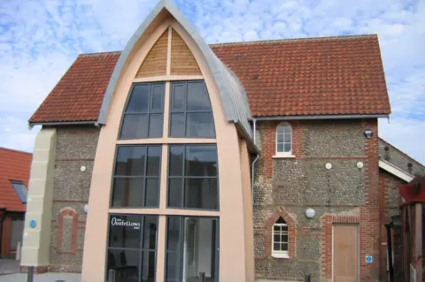Sheringham Museum The Duncan was placed in a purpose built Lifeboat House in July 1867 which has now been refurbished and renamed The Oddfellows Hall