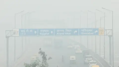 ANI Smog envelopes Delhi