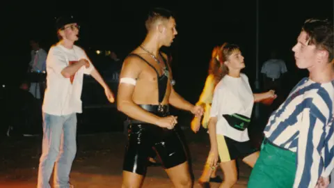 Tilman Brembs Ravers at Marco, Insel der Jugend in 1991