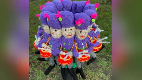 Haughton Matters The knitted 12 pipers piping