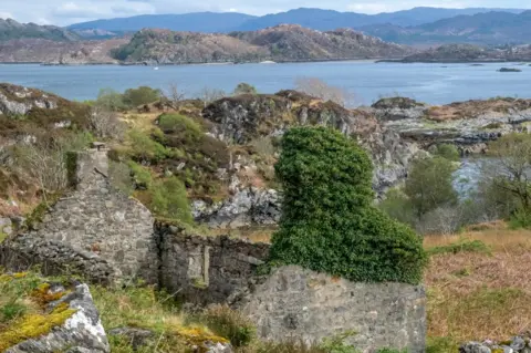 Lisa Drewe Eilean Shona