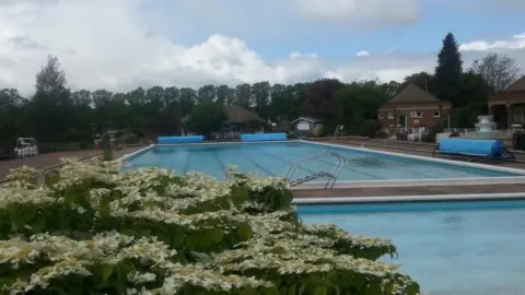 North Hertfordshire District Council Hitchin Outdoor Pool