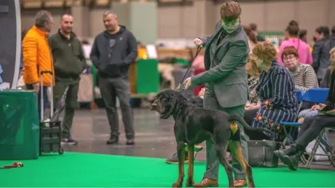 Lee Russell Keesha with Epriham whilst competing at Crufts on the green carpet