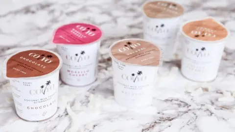 @coyo_uk A picture of CoYo's coconut milk alternative yoghurt