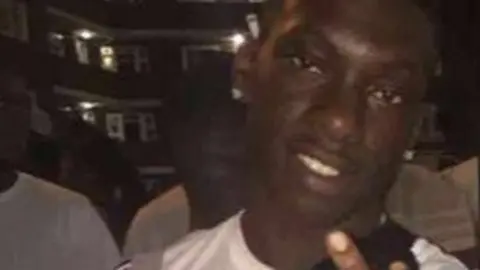 Handout Israel Ogunsola