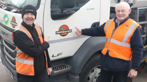 Warwick District Council Steve Ranford (idverde) with Councillor Alan Rhead