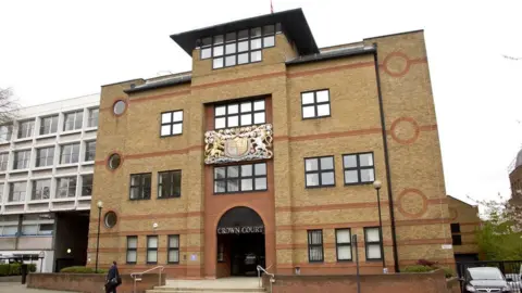 South Beds News Agency St Albans Crown Court