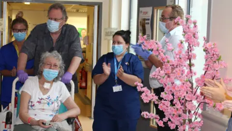 UHDB Yvonne Thompson leaving hospital