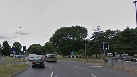 Google Tushmore roundabout