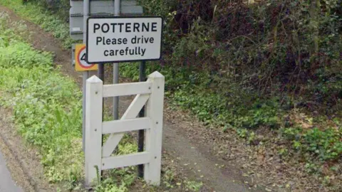 Google Maps Potterne, Wiltshire