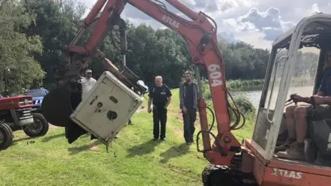 Leicestershire Police The safe being recovered