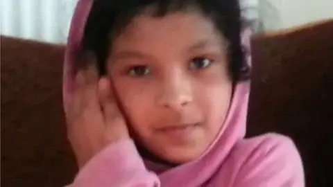 Family handout Evha Jannath