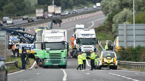 lorry fatal minibus lnp