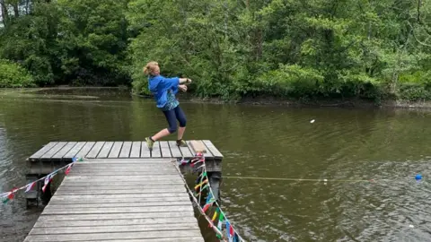 Christina Bravery Christina mid throw at the Welsh stone skimming championships