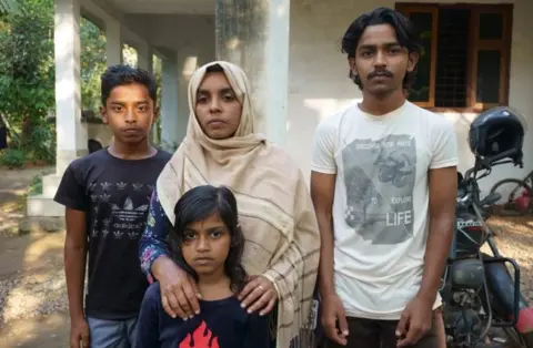Shaheen Abdulla Raihanath with her children