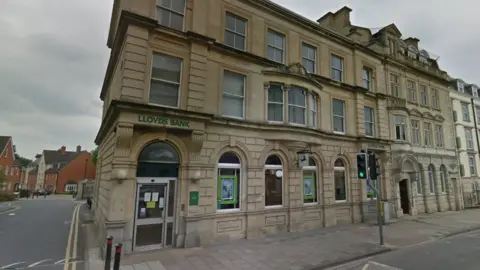 Google Lloyds bank in Swindon