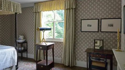 Turner's House Trust Turner and the Thames exhibition