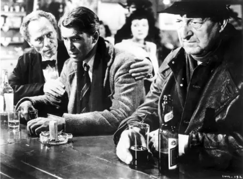 Park Circus It's a Wonderful Life