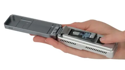 Oxford Nanopore MinION