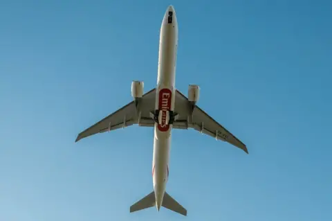 Kevin McGonigle 777 taking off at Glasgow