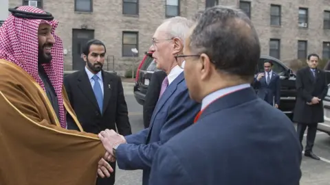 Getty Images Saudi Crown Prince Mohammed Bin Salman is welcomed to the Massachusetts Institute of Technology (MIT) on 25 March 2018