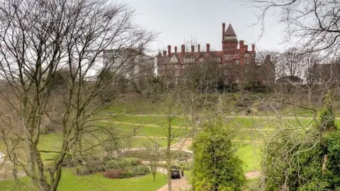 Geograph Park Hotel in Preston and Miller Park