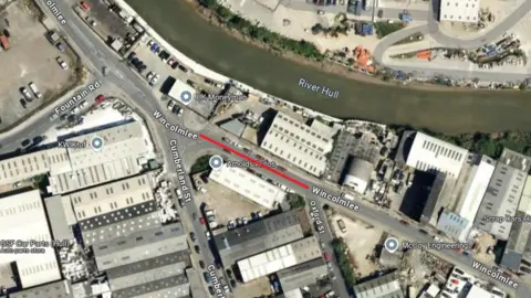 Google A birds-eye Google street view of Oxford Street and Cumberland Street connected by Wincolmlee road.