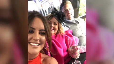 Ashleigh MacLennan Ashleigh MacLennan (left) and her family