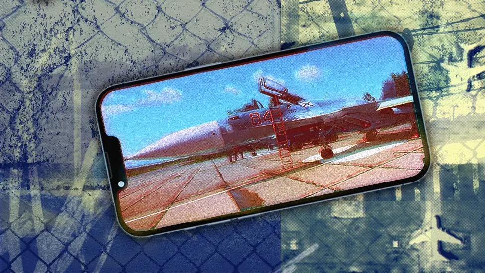 BBC Graphic showing a Russian plane on a phone screen