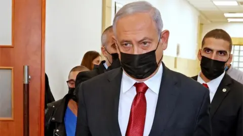 Reuters Benjamin Netanyahu at his trial (16/11/21)