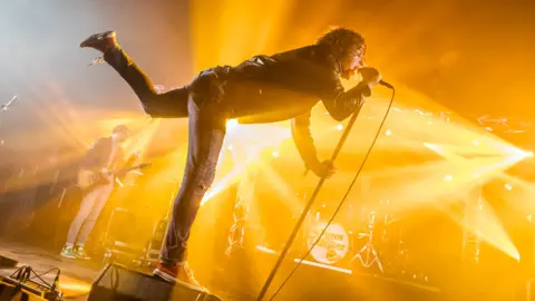 Paul Campbell The Pigeon Detectives