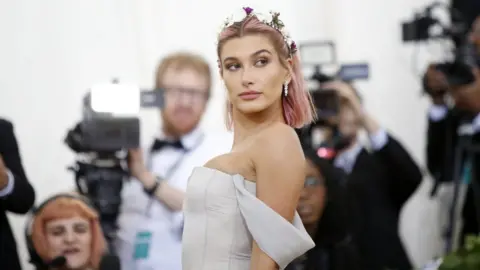 Reuters Hailey Baldwin arrives at the Metropolitan Museum of Art Costume Institute Gala to celebrate the opening of Heavenly Bodies: Fashion and the Catholic Imagination in the Manhattan borough of New York, 7 May 2018