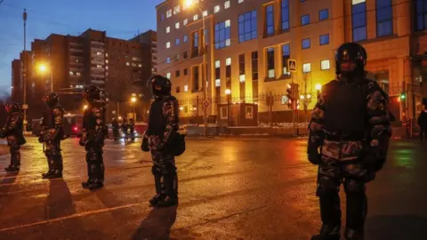 EPA Please stand guard outside Moscow city court