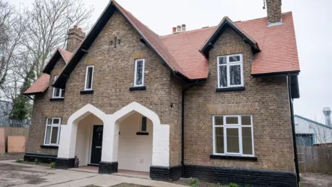 Harlow Council Bromley Cottages