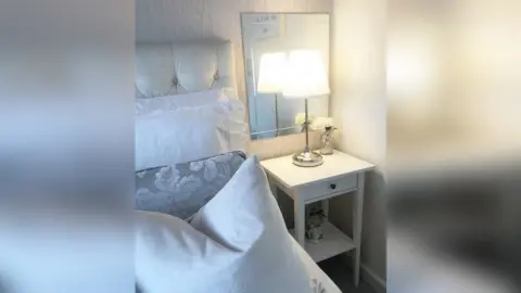 Sophie Hinchliffe Sophie Hinchliffe bedroom