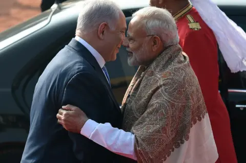 AFP Israeli Prime Minister Benjamin Netanyahu is welcomed by his Indian counterpart Narendra Modi