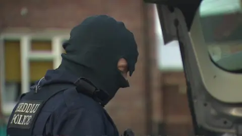 BBC Police in drugs raid operation
