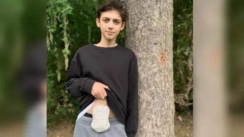 Oliver Kaye Oliver Kaye